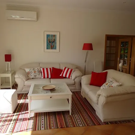 Вилла Casa Dos Cedros *