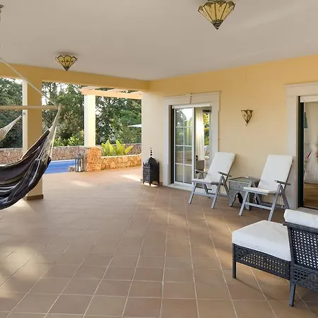 Вилла Casa Dos Cedros *