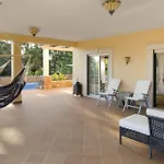 别墅 Casa Dos Cedros *