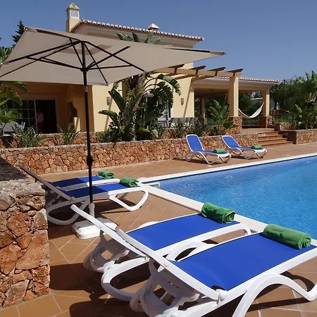 Casa Dos Cedros * Carvoeiro (Lagoa)