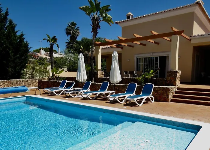 Casa Dos Cedros 别墅 *