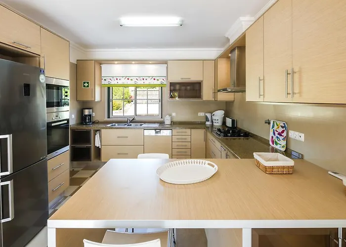 别墅 Casa Dos Cedros *